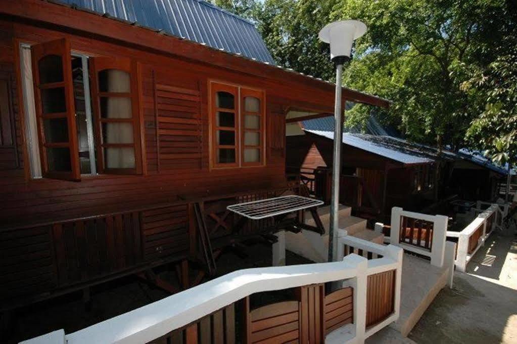 Shari La Island Resort Kampong Pasir Hantu Ngoại thất bức ảnh