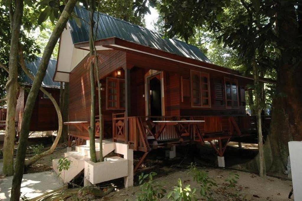 Shari La Island Resort Kampong Pasir Hantu Ngoại thất bức ảnh